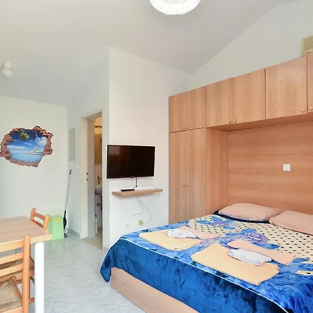 Apartment Fuer 2 Personen Ca 20 Qm In Pula, Istrien Istrische Riviera Pula